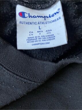 Champion Black Crewneck Sweatshirt with Logo Tag
